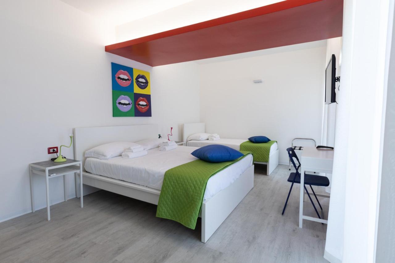 Valmontone Travel Rooms Buitenkant foto