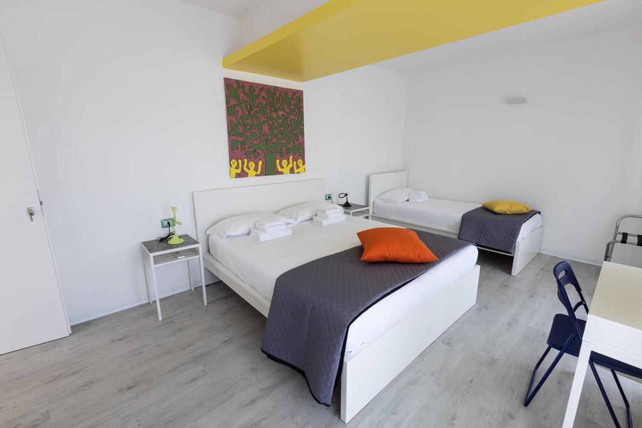 Valmontone Travel Rooms Buitenkant foto