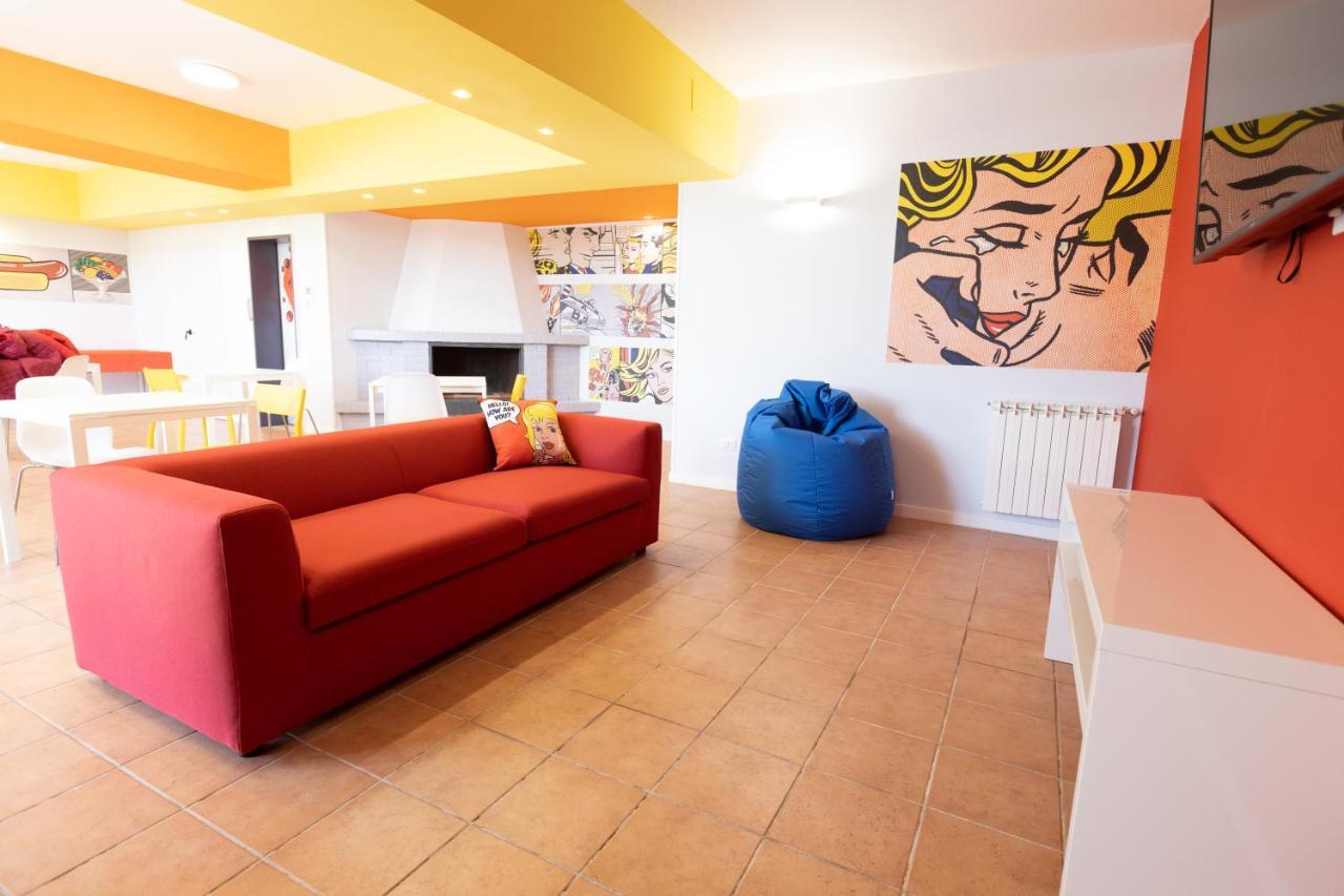 Valmontone Travel Rooms Buitenkant foto